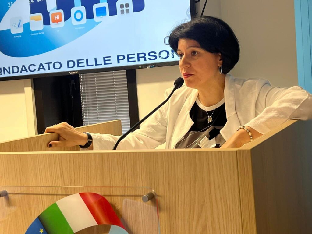 Elisa leonardi esecutivo